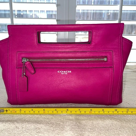 Coach Basket Clutch - 48012 - Picture 3 of 12